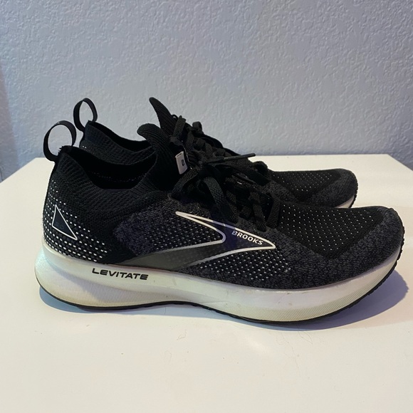 Brooks Levitate 5 Stealthfit Running shoes - Picture 1 of 6